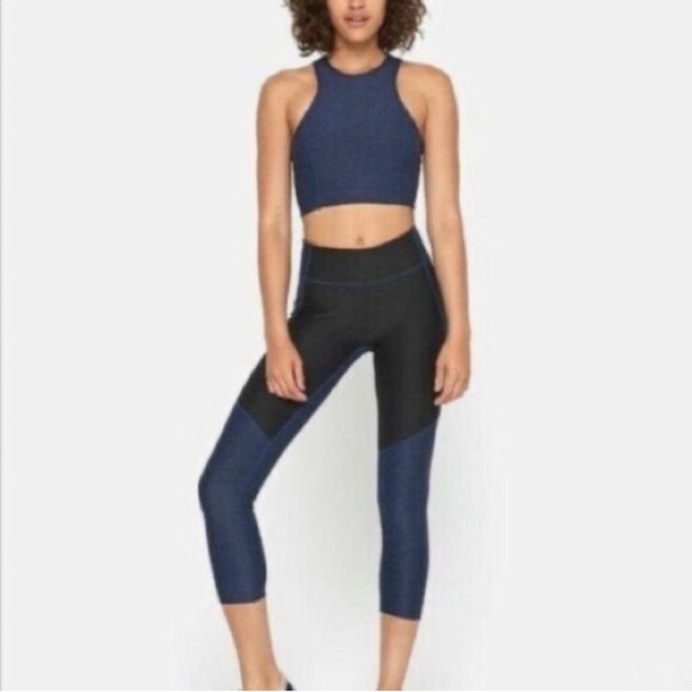 *FULL SET* Outdoor Voices Blue and Black workout/athleisure set